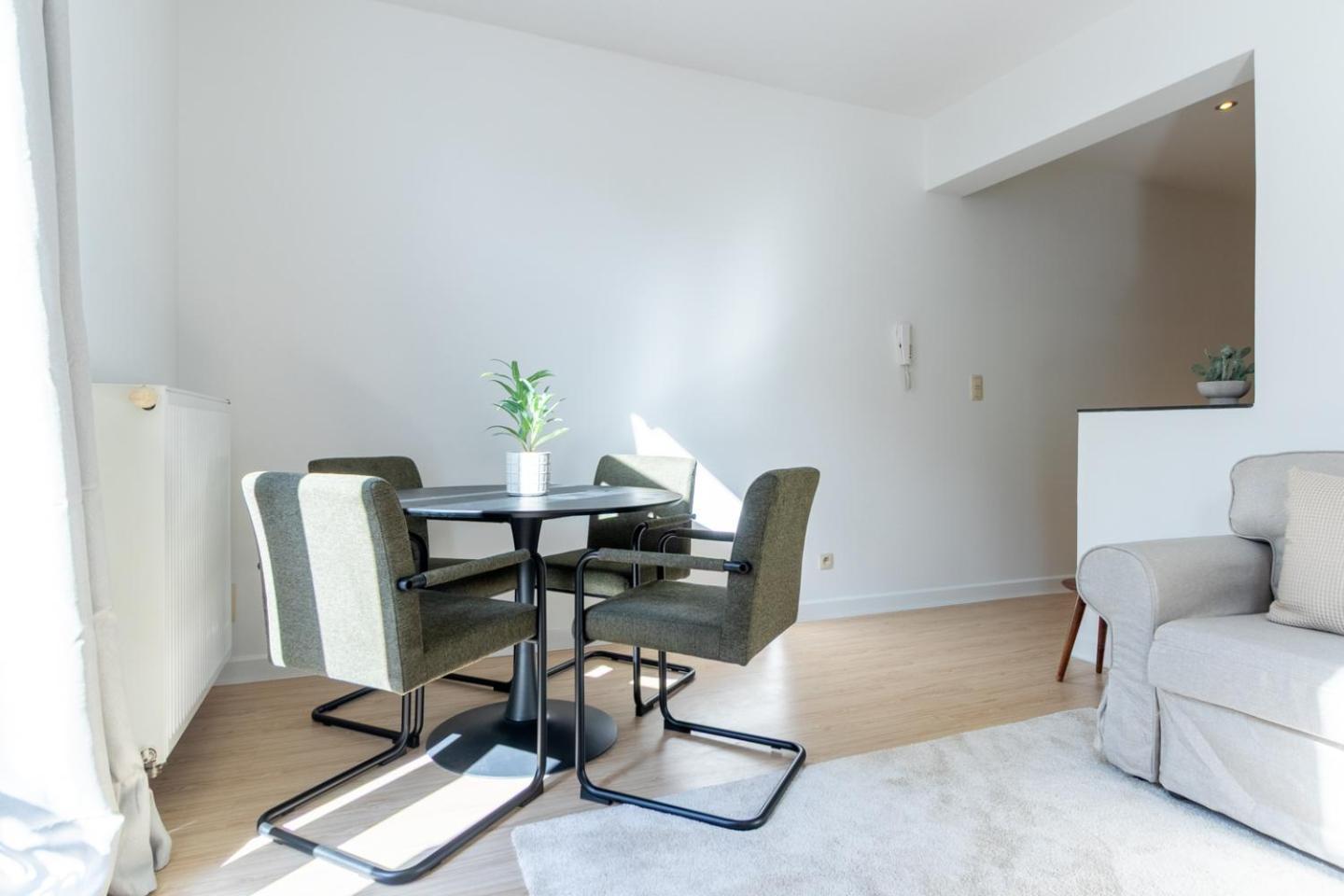 Bright, Spacious Apartments & Perfectly Located In The Heart Of خنت المظهر الخارجي الصورة